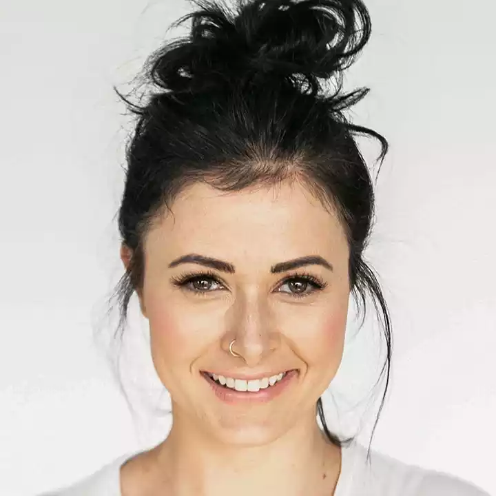 Lindsey H.